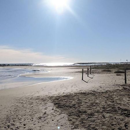 Nice Beachside 2-Bd Apt Near Barcelona クニット エクステリア 写真