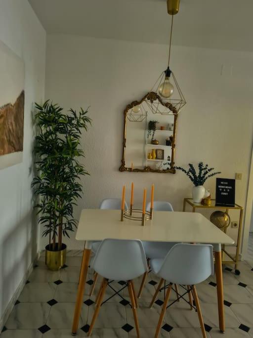 Nice Beachside 2-Bd Apt Near Barcelona クニット エクステリア 写真