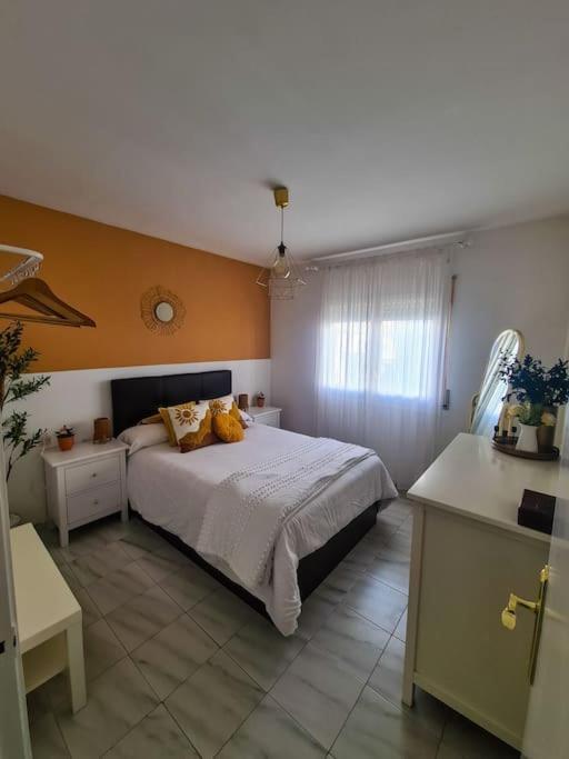 Nice Beachside 2-Bd Apt Near Barcelona クニット エクステリア 写真
